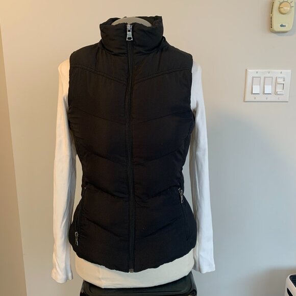 Banana Republic Vest with Fur Lined Hood (Detachable) - Picture 3 of 8